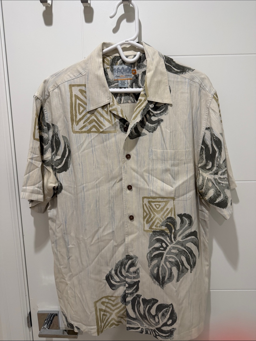 Quiksilver Cream Button-Up Tropical Print Shirt